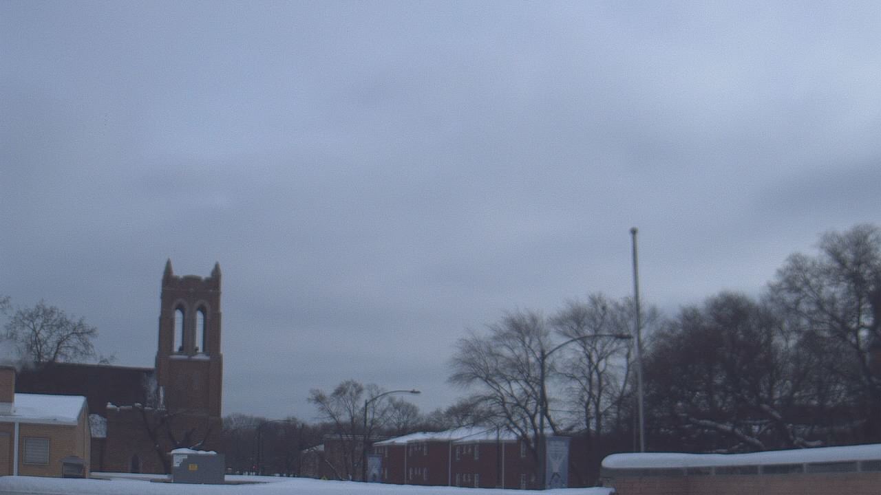 Thumbnail for current weather camera view from St Philip Lutheran School in Chicago, Illinois