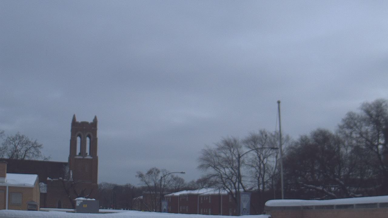 Thumbnail for current weather camera view from St Philip Lutheran School in Chicago, Illinois