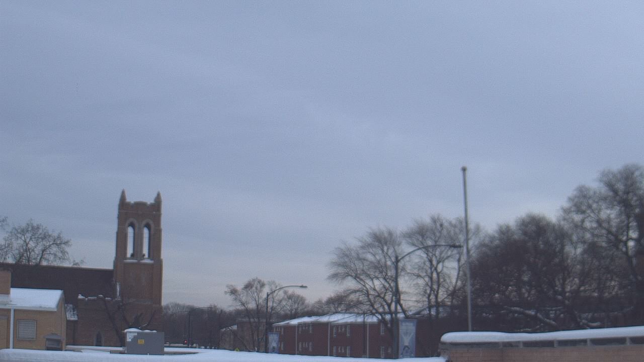 Thumbnail for current weather camera view from St Philip Lutheran School in Chicago, Illinois