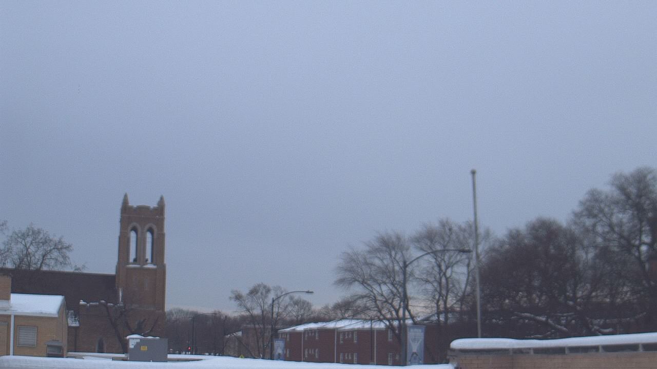 Thumbnail for current weather camera view from St Philip Lutheran School in Chicago, Illinois