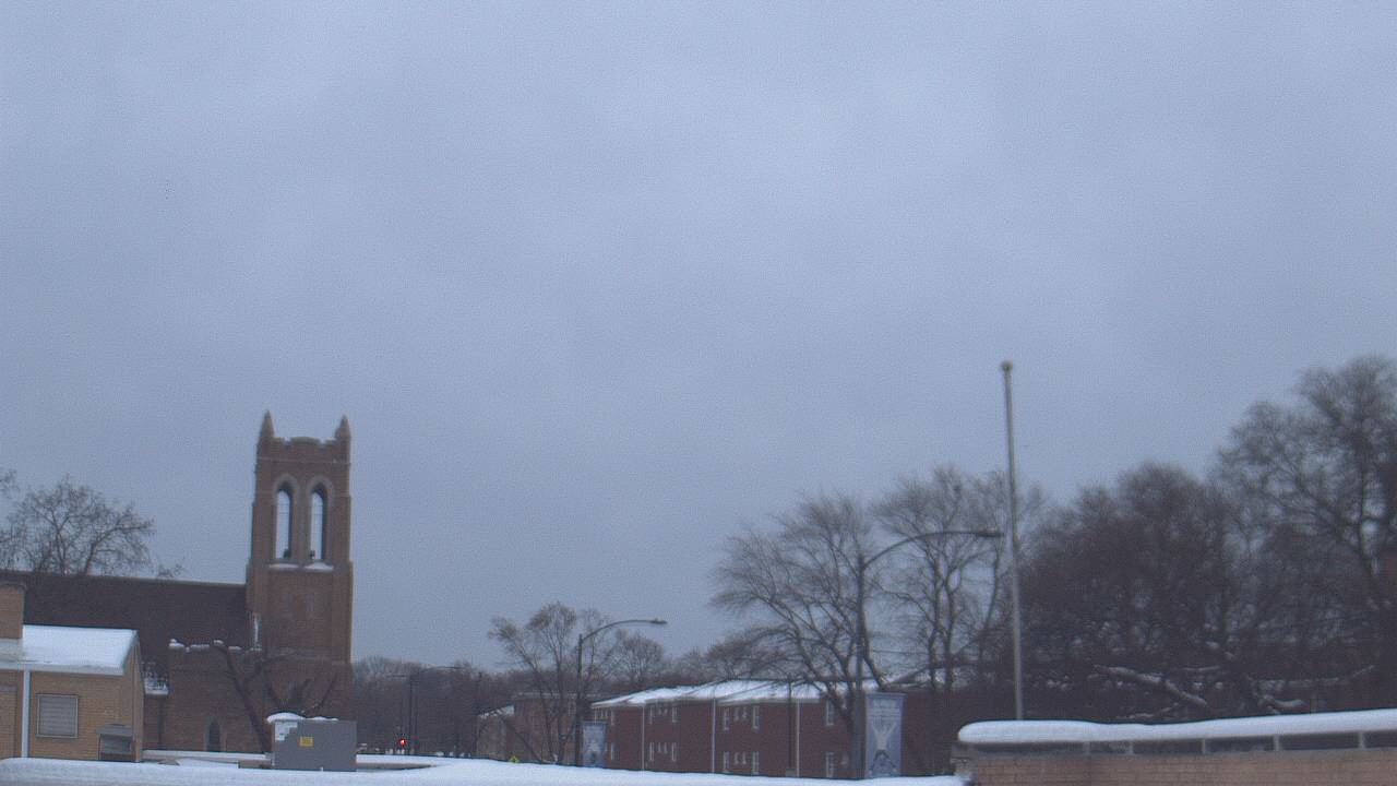 Thumbnail for current weather camera view from St Philip Lutheran School in Chicago, Illinois