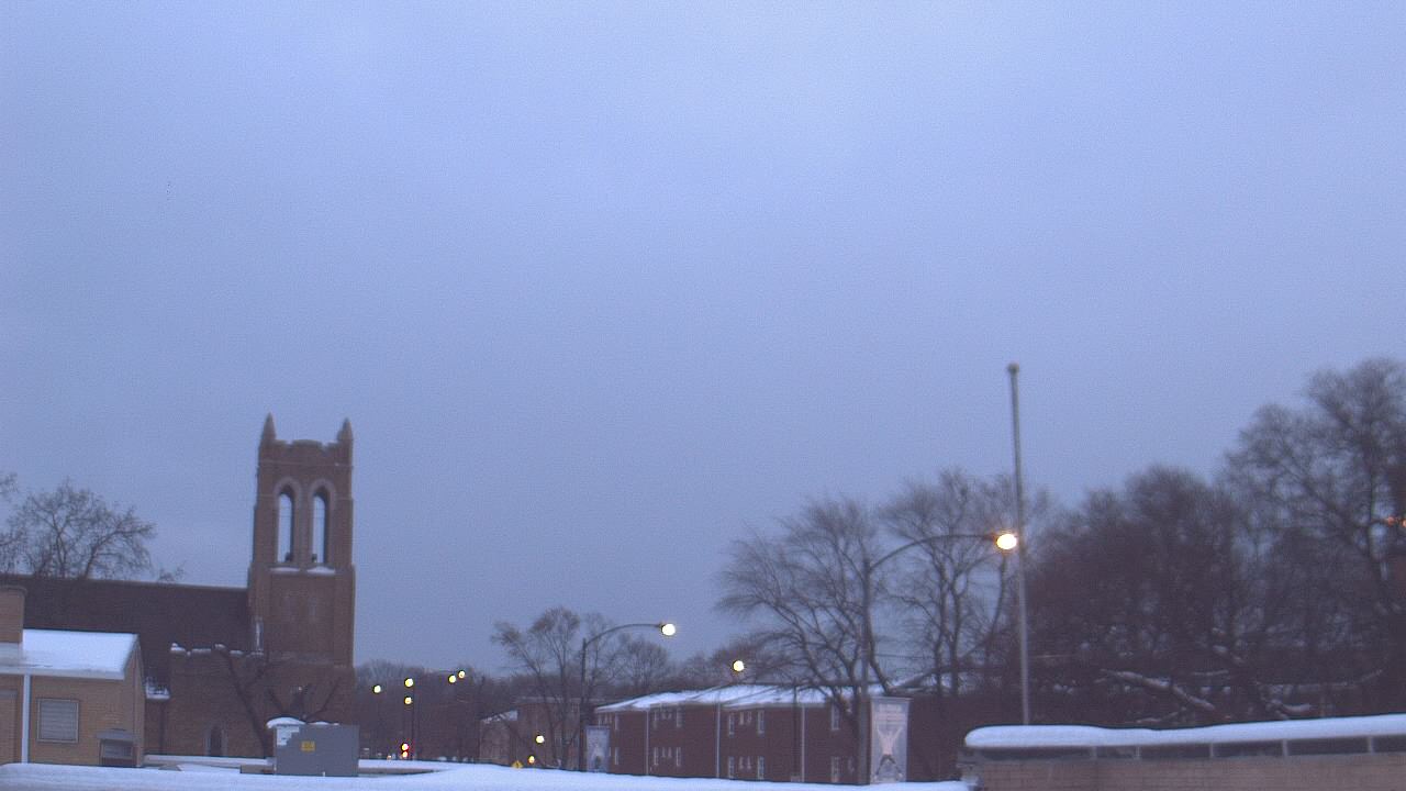Thumbnail for current weather camera view from St Philip Lutheran School in Chicago, Illinois