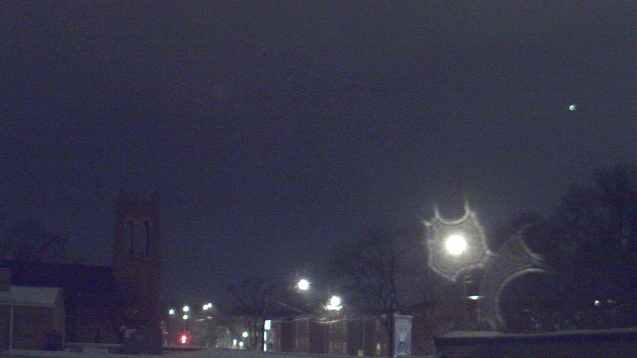 Thumbnail for current weather camera view from St Philip Lutheran School in Chicago, Illinois