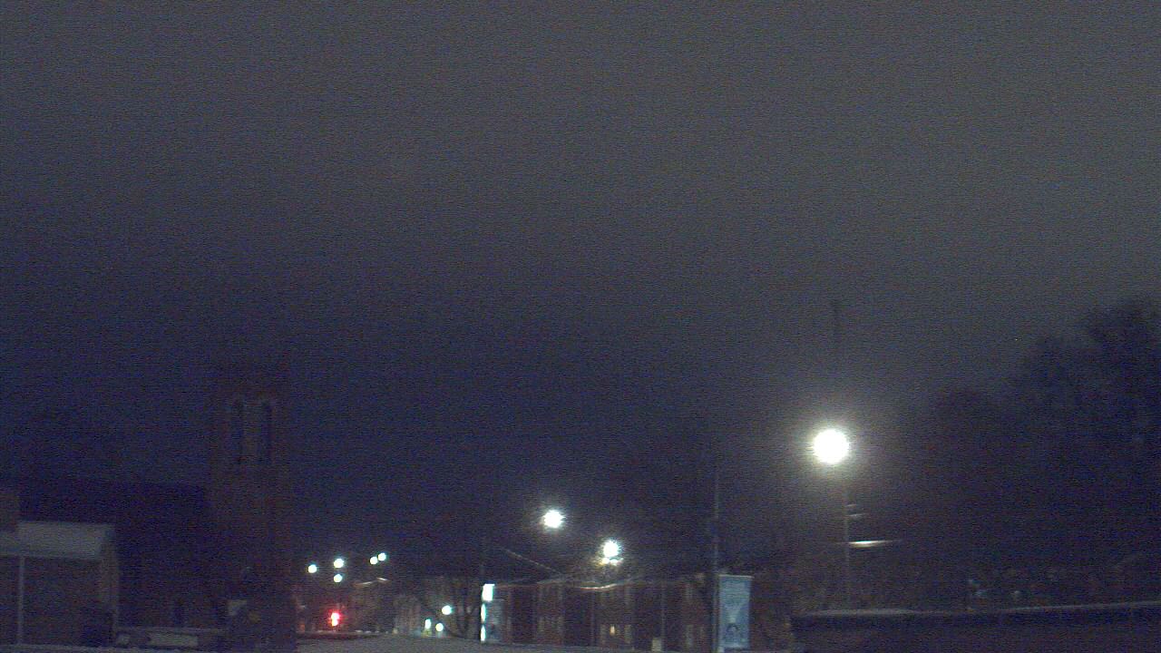 Thumbnail for current weather camera view from St Philip Lutheran School in Chicago, Illinois