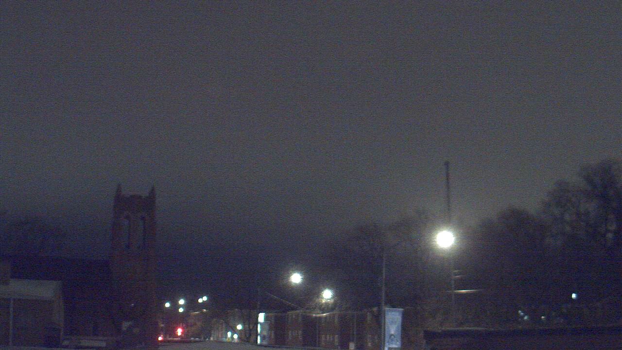 Thumbnail for current weather camera view from St Philip Lutheran School in Chicago, Illinois