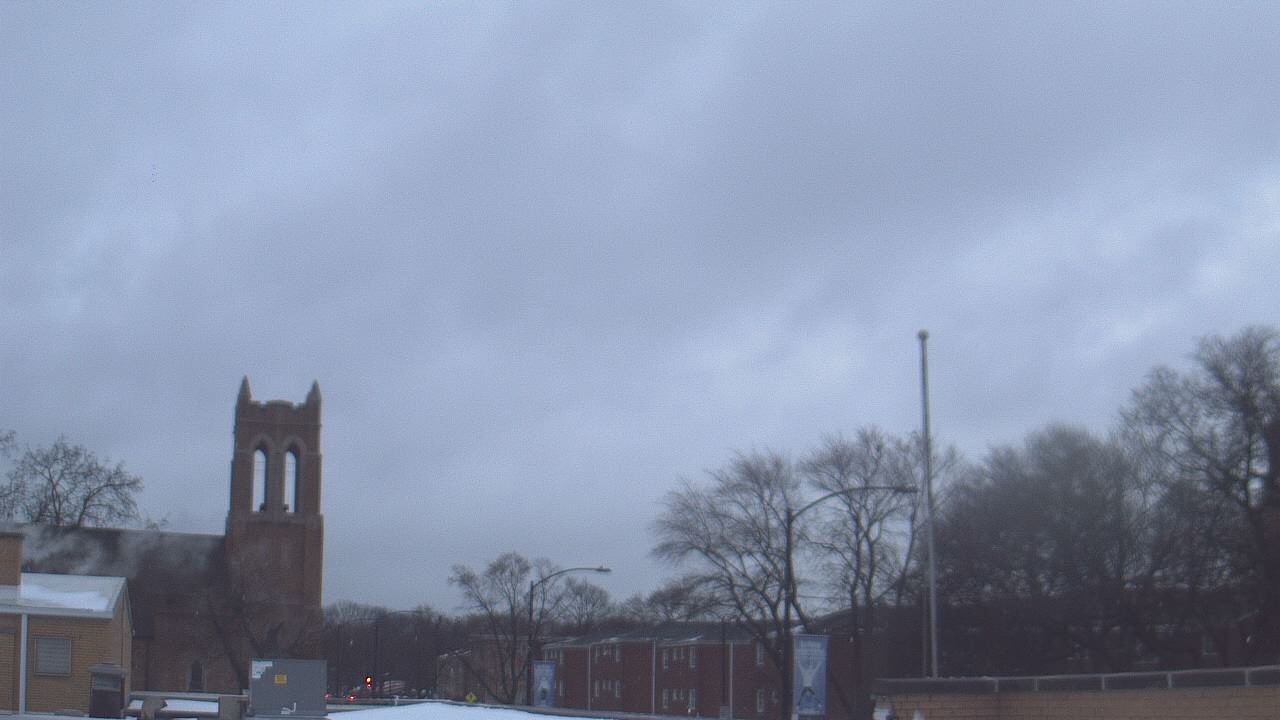 Thumbnail for current weather camera view from St Philip Lutheran School in Chicago, Illinois