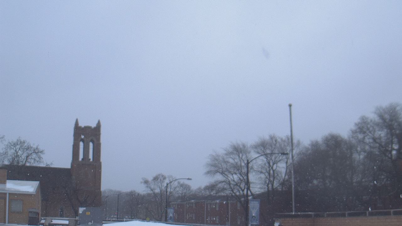 Thumbnail for current weather camera view from St Philip Lutheran School in Chicago, Illinois