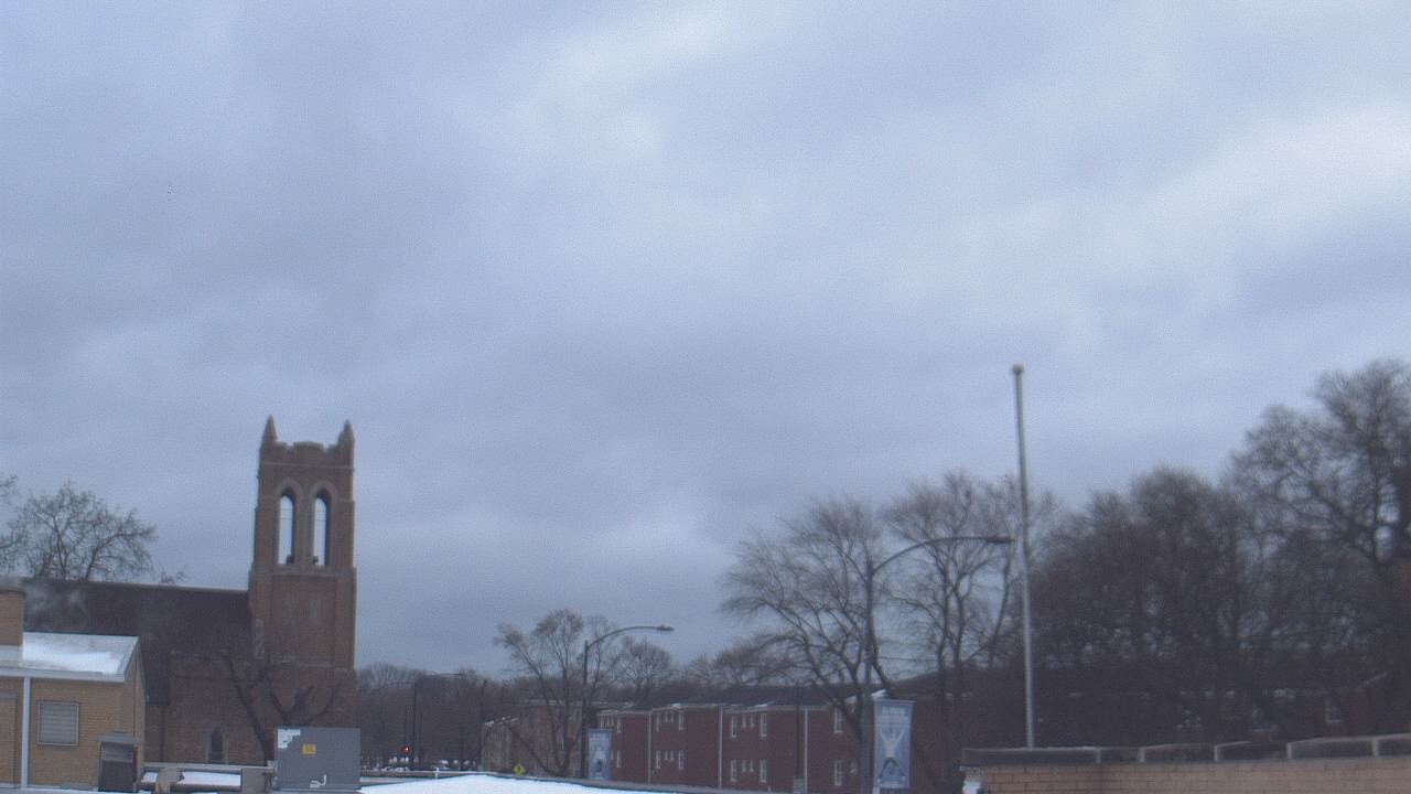 Thumbnail for current weather camera view from St Philip Lutheran School in Chicago, Illinois