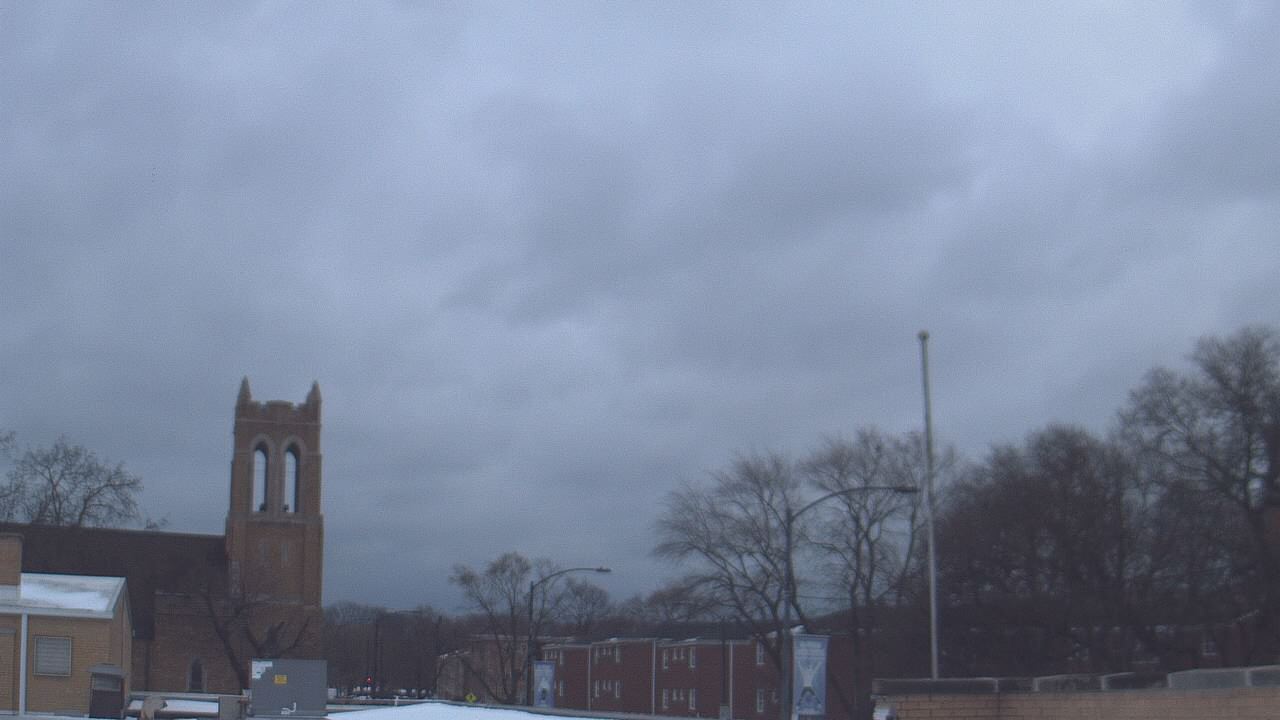 Thumbnail for current weather camera view from St Philip Lutheran School in Chicago, Illinois