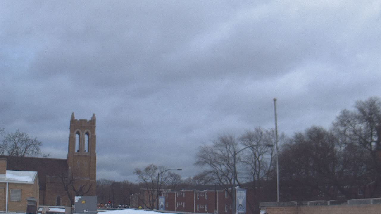 Thumbnail for current weather camera view from St Philip Lutheran School in Chicago, Illinois