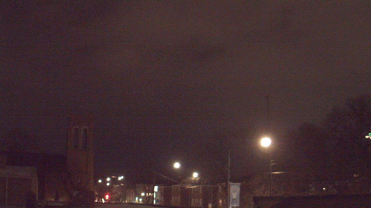 Thumbnail for current weather camera view from St Philip Lutheran School in Chicago, Illinois