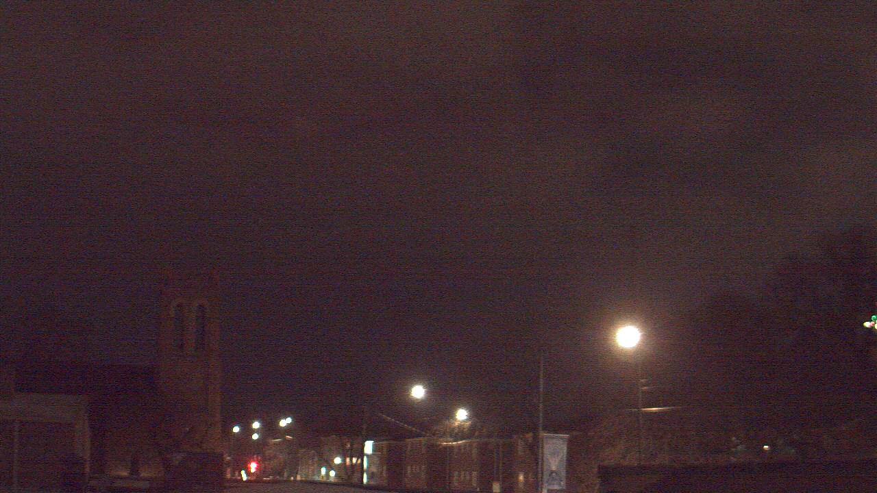 Thumbnail for current weather camera view from St Philip Lutheran School in Chicago, Illinois