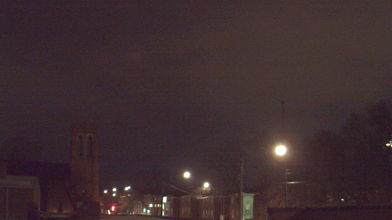 Thumbnail for current weather camera view from St Philip Lutheran School in Chicago, Illinois