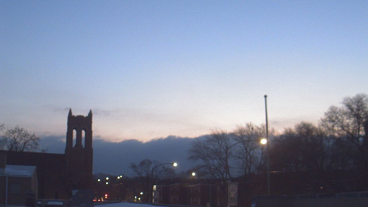 Thumbnail for current weather camera view from St Philip Lutheran School in Chicago, Illinois