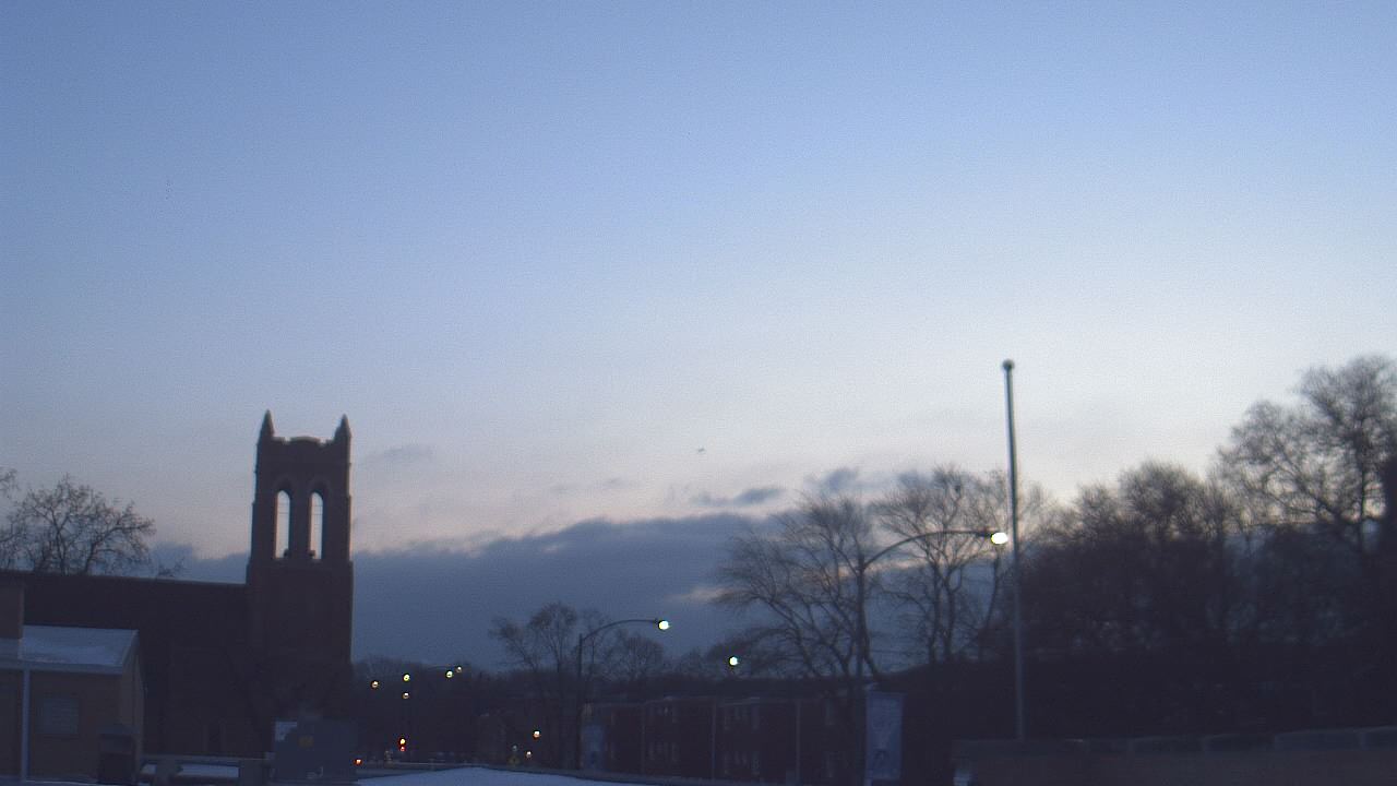 Thumbnail for current weather camera view from St Philip Lutheran School in Chicago, Illinois