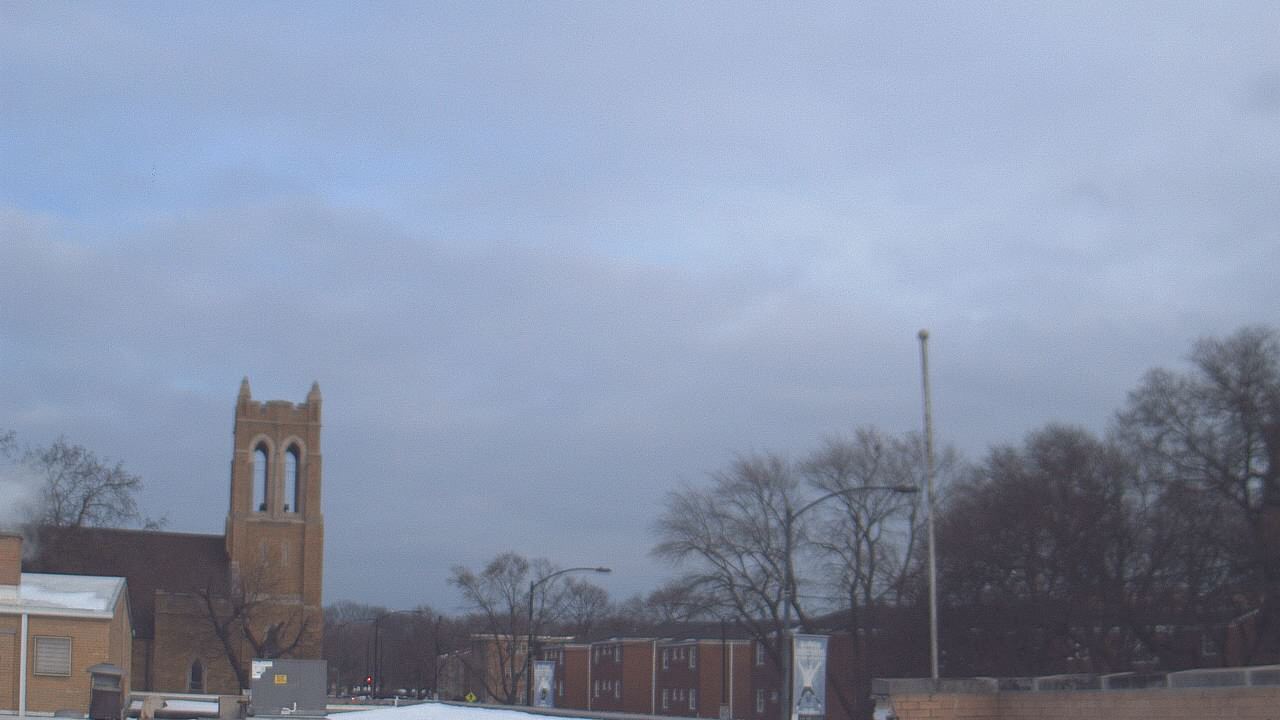 Thumbnail for current weather camera view from St Philip Lutheran School in Chicago, Illinois