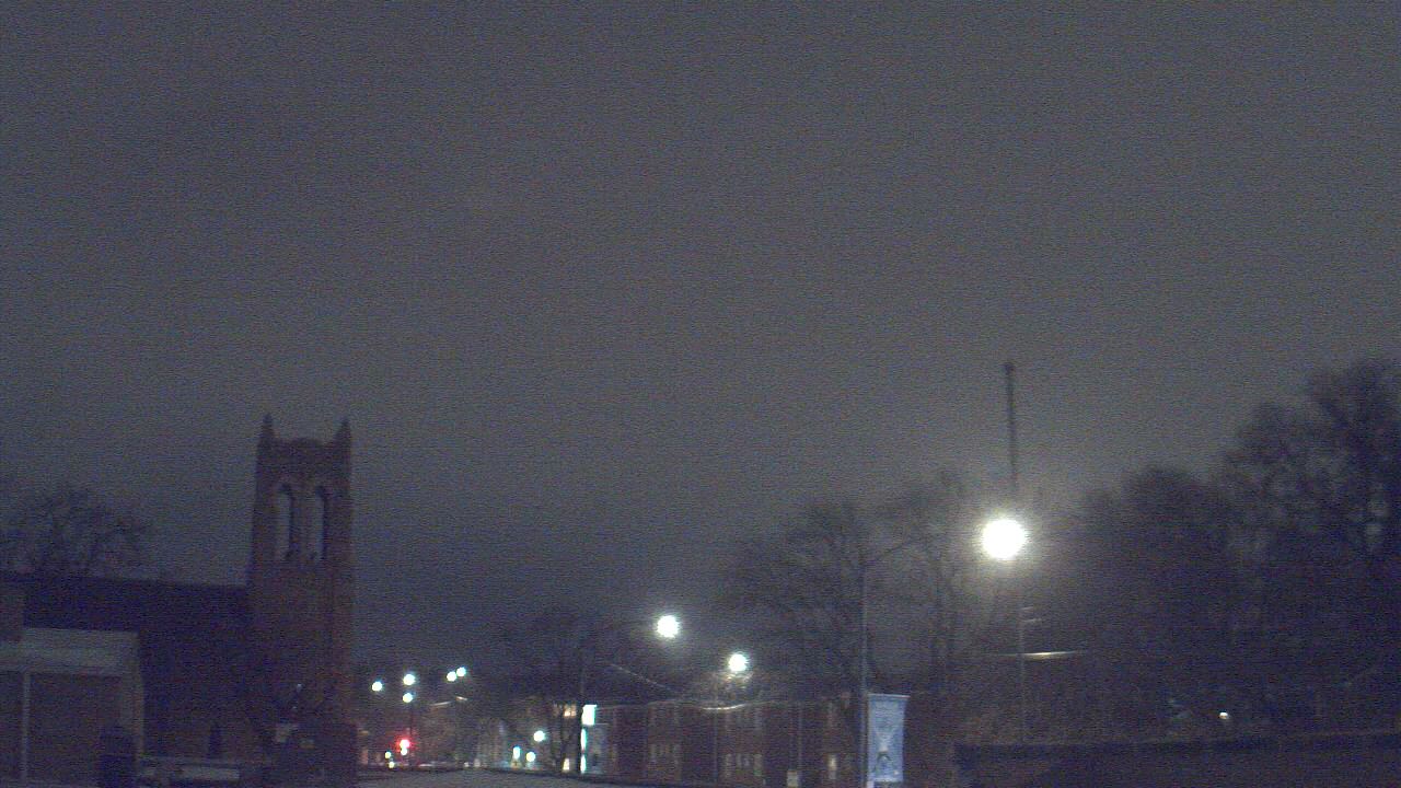 Thumbnail for current weather camera view from St Philip Lutheran School in Chicago, Illinois