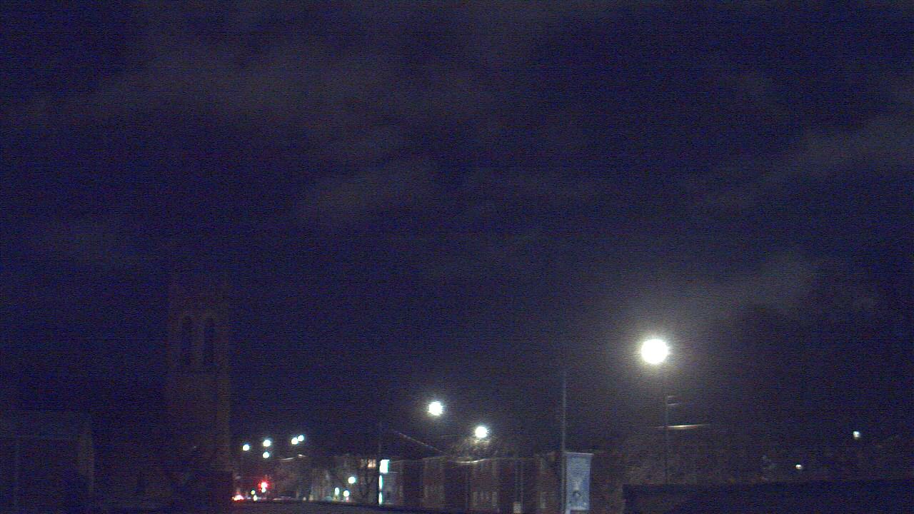 Thumbnail for current weather camera view from St Philip Lutheran School in Chicago, Illinois