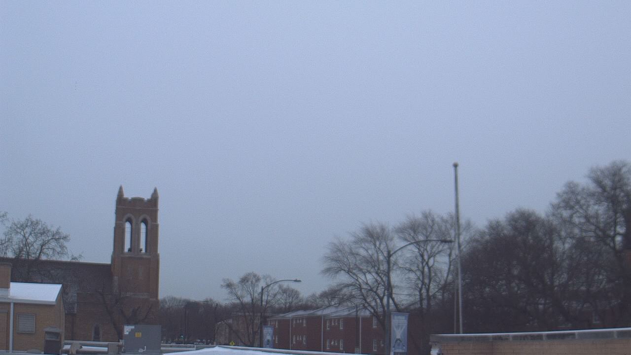 Thumbnail for current weather camera view from St Philip Lutheran School in Chicago, Illinois
