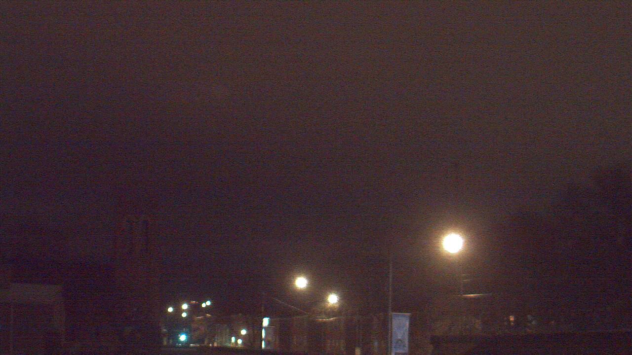 Thumbnail for current weather camera view from St Philip Lutheran School in Chicago, Illinois