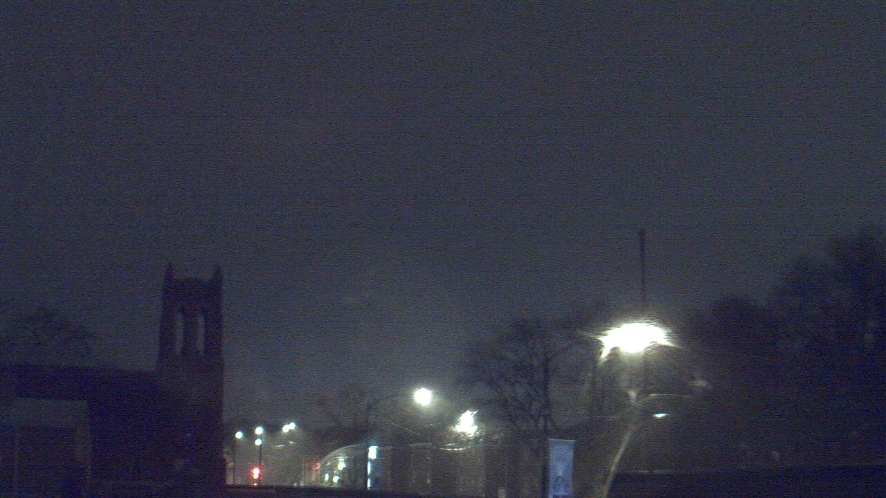 Thumbnail for current weather camera view from St Philip Lutheran School in Chicago, Illinois