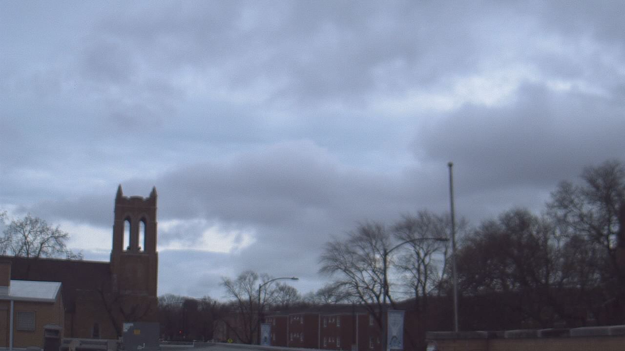 Thumbnail for current weather camera view from St Philip Lutheran School in Chicago, Illinois