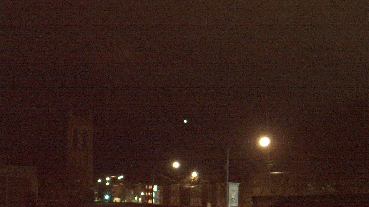 Thumbnail for current weather camera view from St Philip Lutheran School in Chicago, Illinois