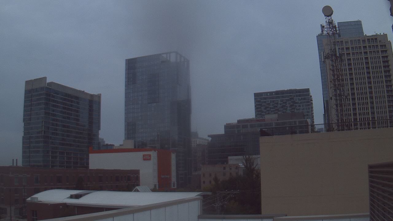 Thumbnail for current weather camera view from Old St Marys School in Chicago, Illinois