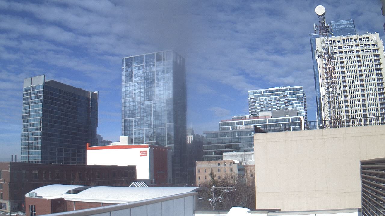 Thumbnail for current weather camera view from Old St Marys School in Chicago, Illinois