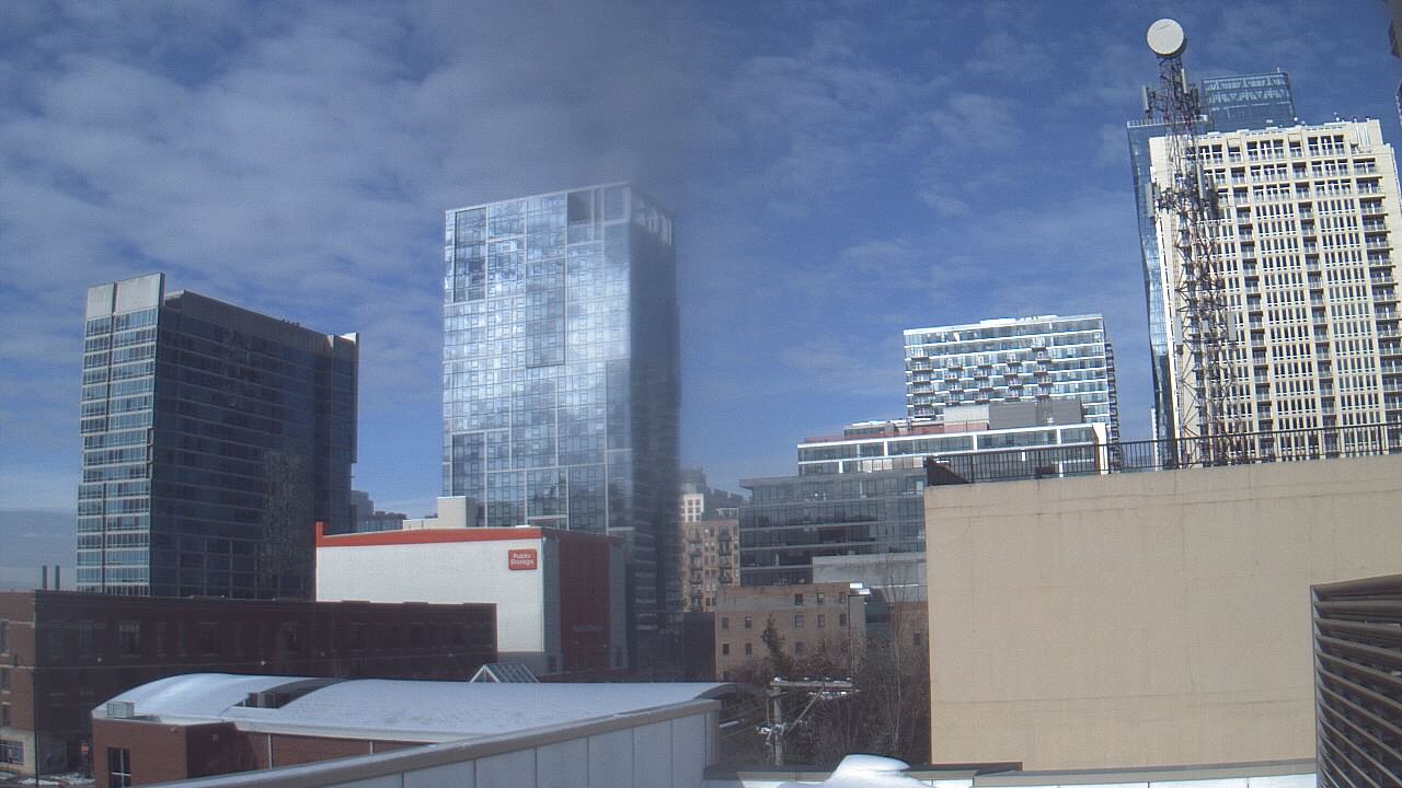 Thumbnail for current weather camera view from Old St Marys School in Chicago, Illinois