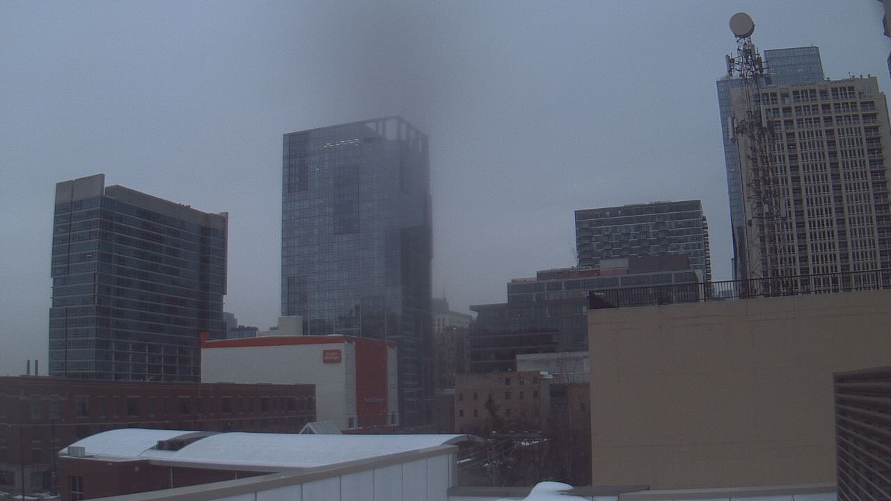 Thumbnail for current weather camera view from Old St Marys School in Chicago, Illinois