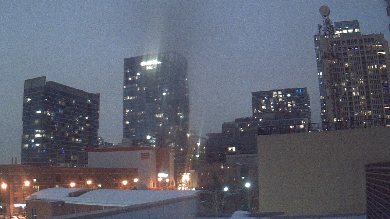 Thumbnail for current weather camera view from Old St Marys School in Chicago, Illinois