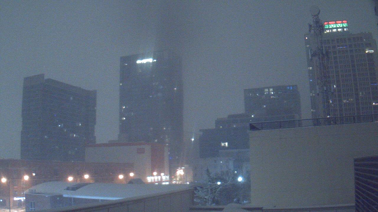 Thumbnail for current weather camera view from Old St Marys School in Chicago, Illinois