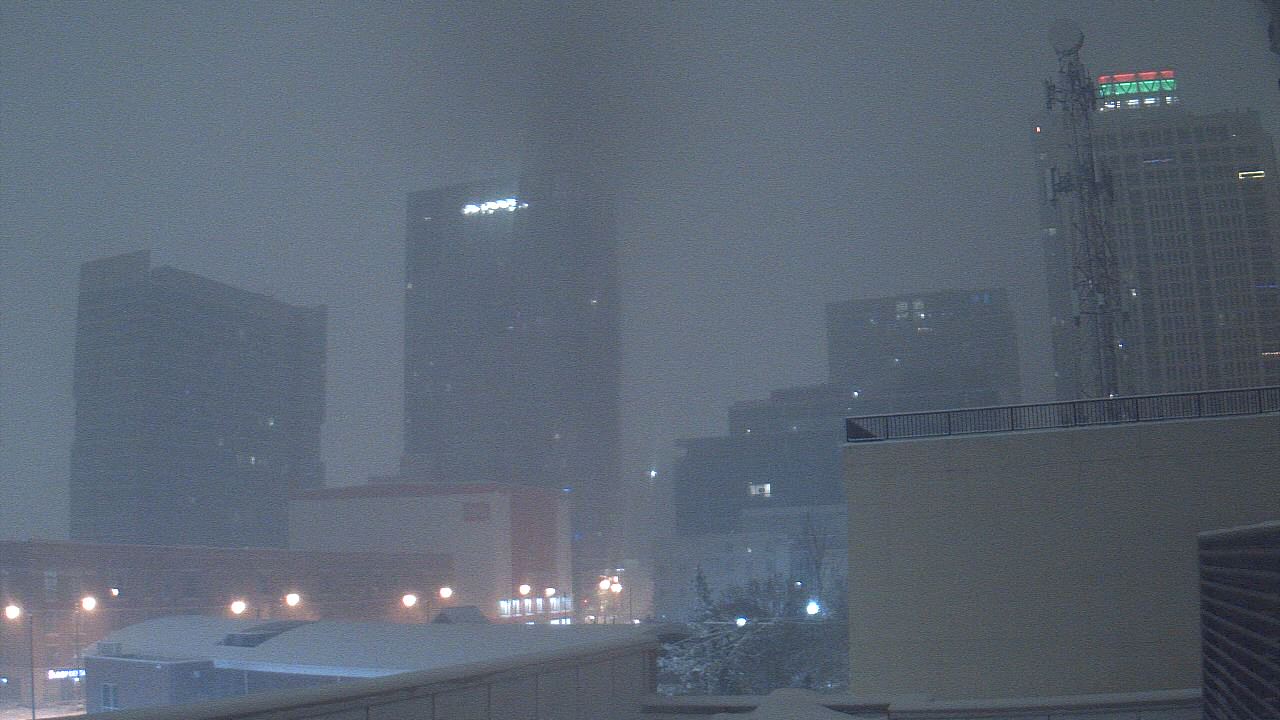 Thumbnail for current weather camera view from Old St Marys School in Chicago, Illinois