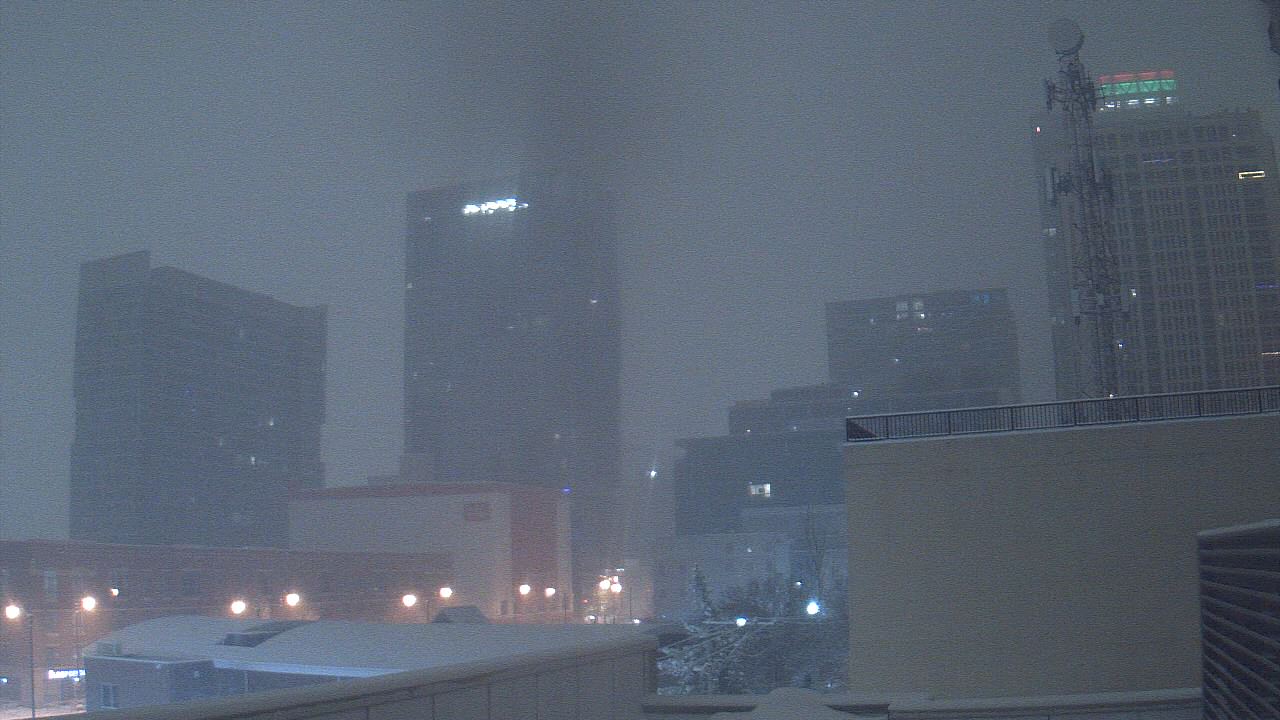 Thumbnail for current weather camera view from Old St Marys School in Chicago, Illinois