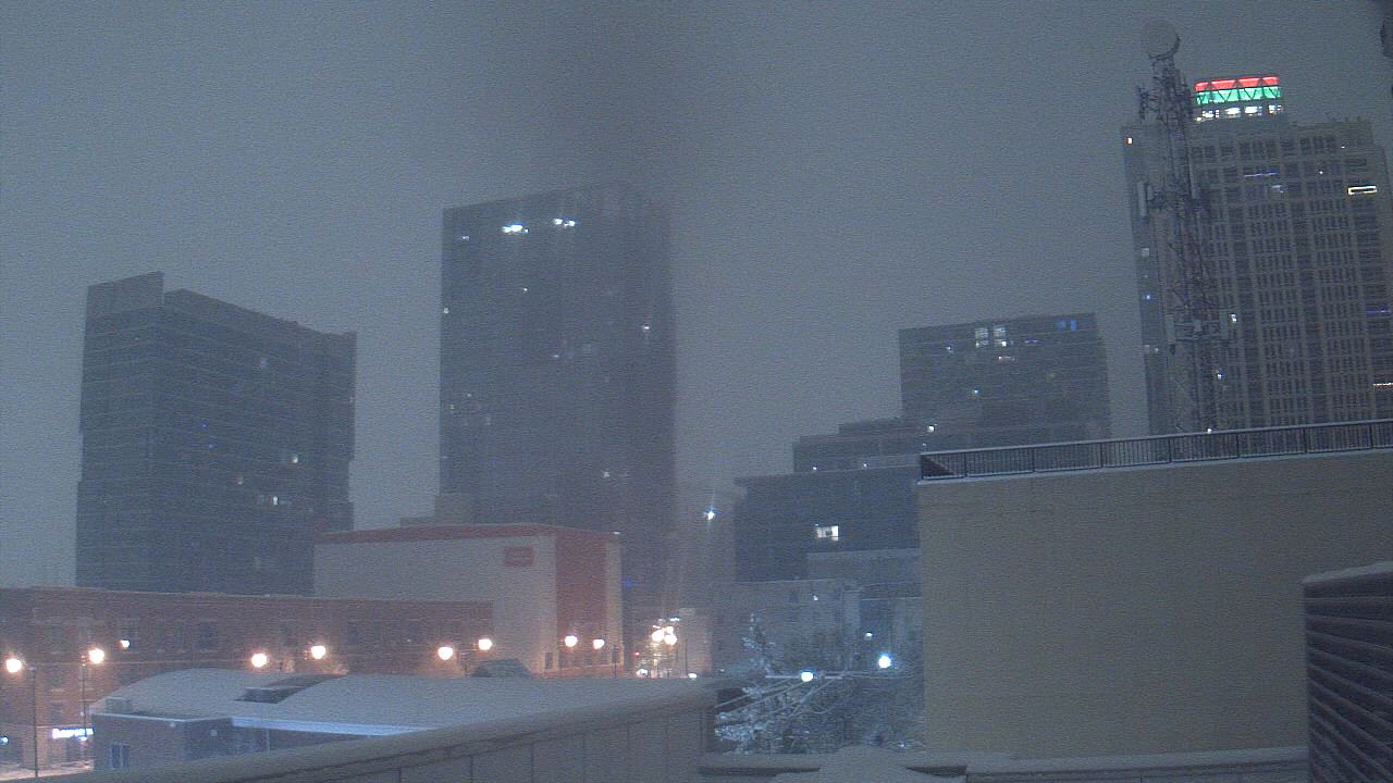 Thumbnail for current weather camera view from Old St Marys School in Chicago, Illinois