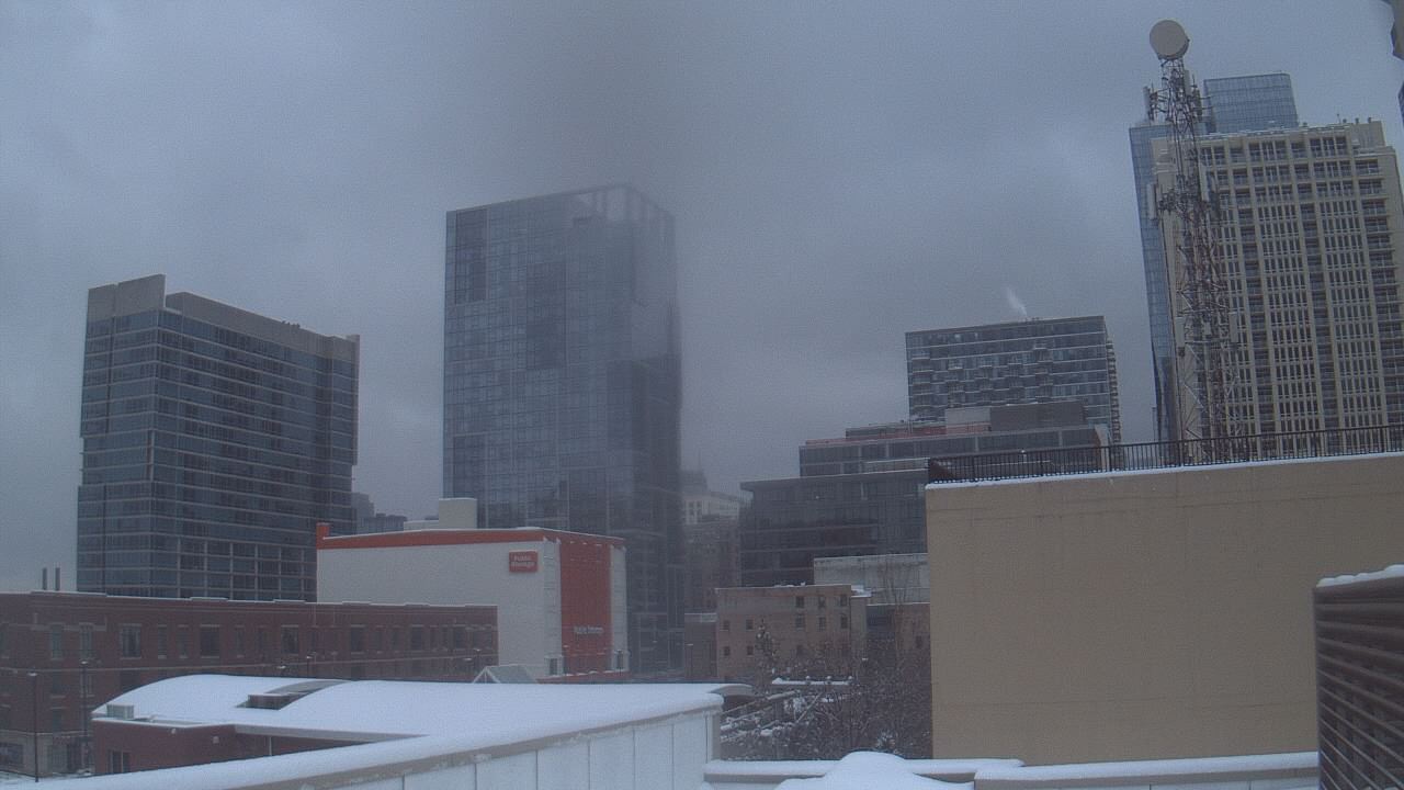 Thumbnail for current weather camera view from Old St Marys School in Chicago, Illinois