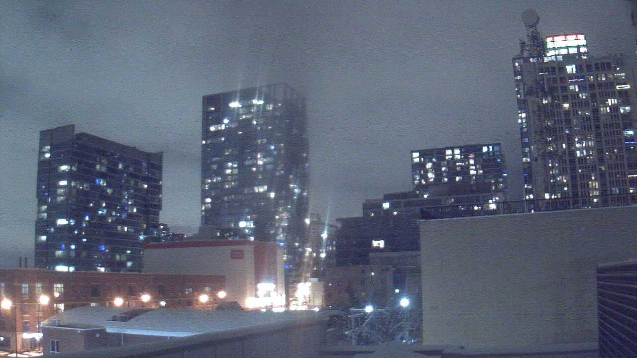 Thumbnail for current weather camera view from Old St Marys School in Chicago, Illinois