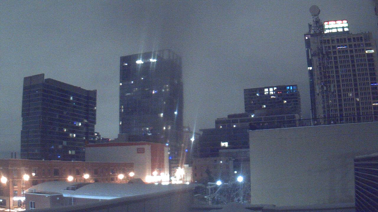 Thumbnail for current weather camera view from Old St Marys School in Chicago, Illinois