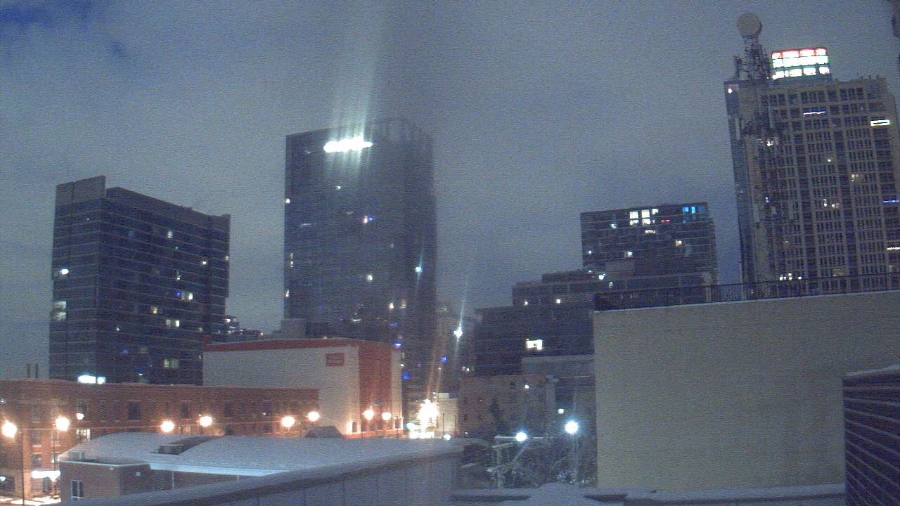 Thumbnail for current weather camera view from Old St Marys School in Chicago, Illinois