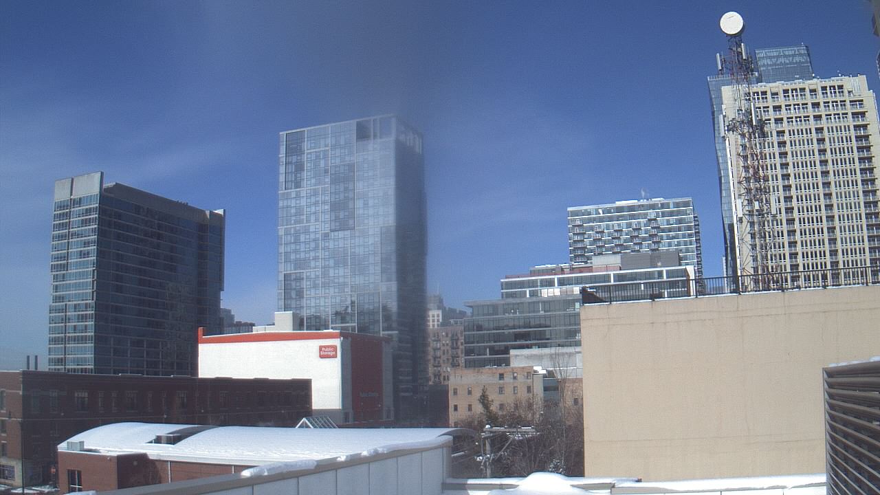 Thumbnail for current weather camera view from Old St Marys School in Chicago, Illinois