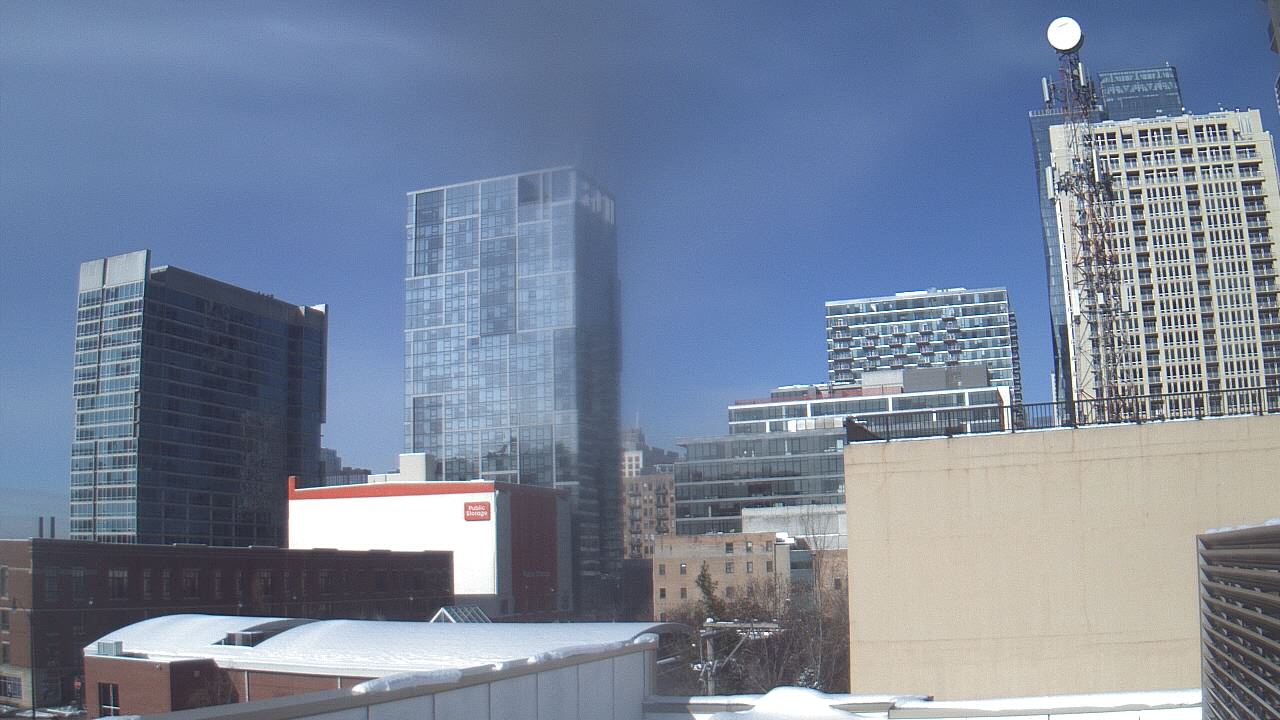 Thumbnail for current weather camera view from Old St Marys School in Chicago, Illinois