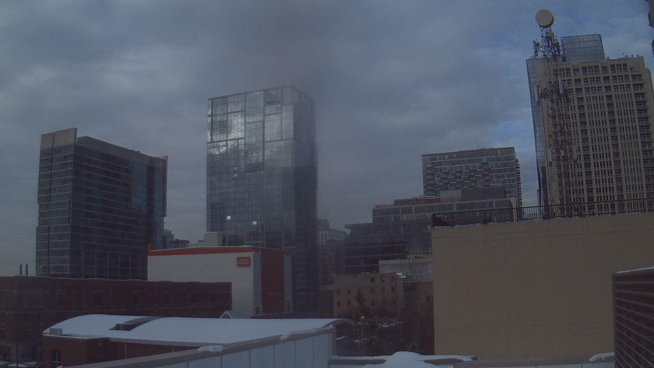 Thumbnail for current weather camera view from Old St Marys School in Chicago, Illinois