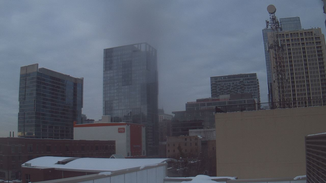 Thumbnail for current weather camera view from Old St Marys School in Chicago, Illinois