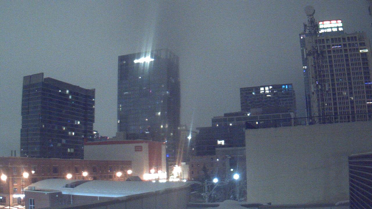 Thumbnail for current weather camera view from Old St Marys School in Chicago, Illinois