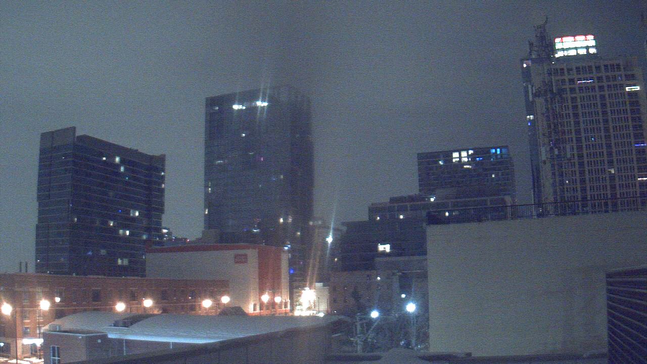 Thumbnail for current weather camera view from Old St Marys School in Chicago, Illinois