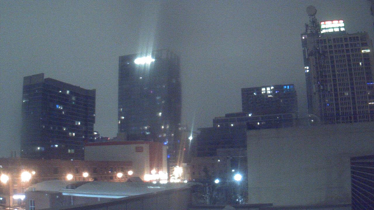 Thumbnail for current weather camera view from Old St Marys School in Chicago, Illinois