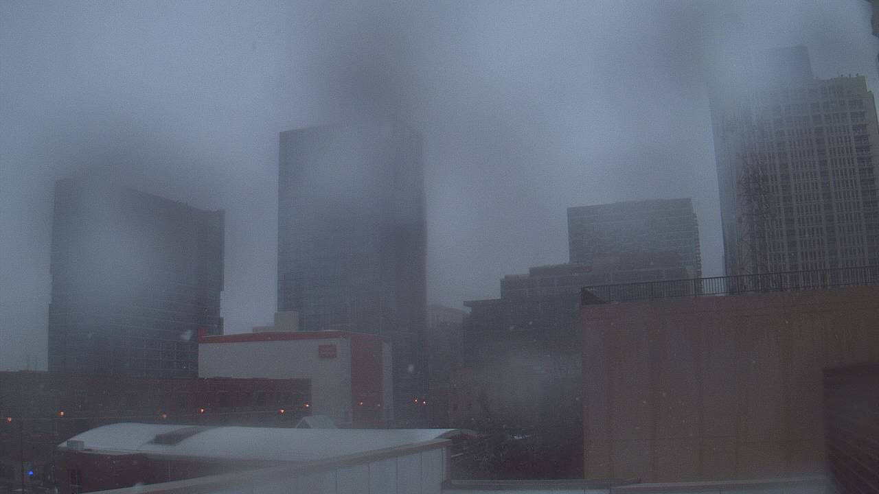 Thumbnail for current weather camera view from Old St Marys School in Chicago, Illinois