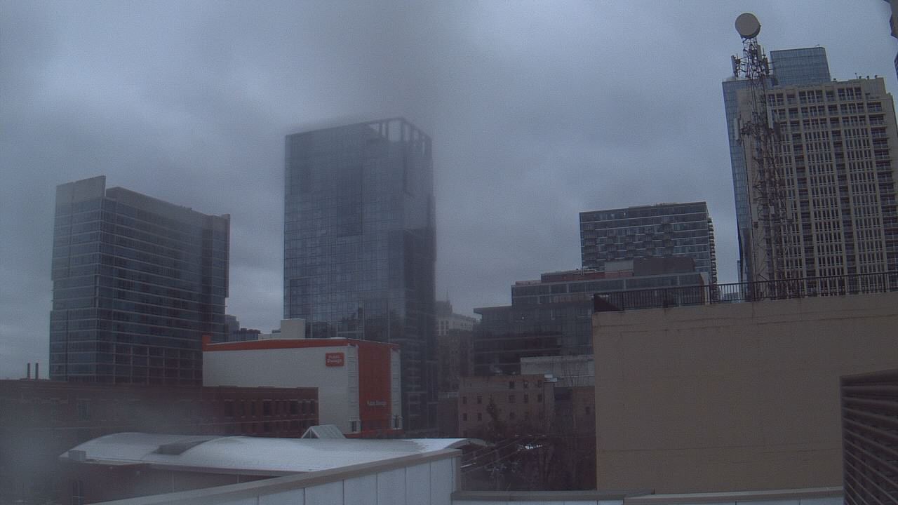 Thumbnail for current weather camera view from Old St Marys School in Chicago, Illinois