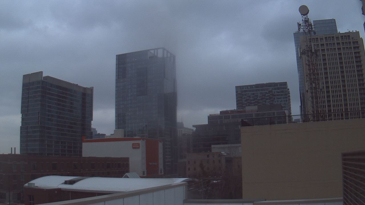 Thumbnail for current weather camera view from Old St Marys School in Chicago, Illinois